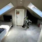 아파트 Charming Near The Woods With Parking *